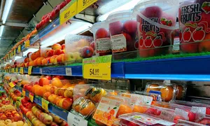 Rau quả Trung Quốc ồ ạt vào Việt Nam