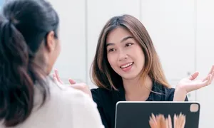 Sinh viên mới ra trường đòi tôi trả lương 25 triệu