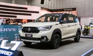 Suzuki XL7 giảm giá hàng chục triệu đồng